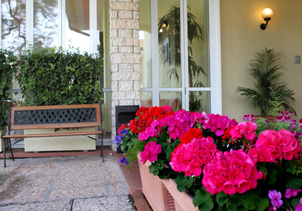 Albergo La Quiete Desenzano del Garda Zewnętrze zdjęcie